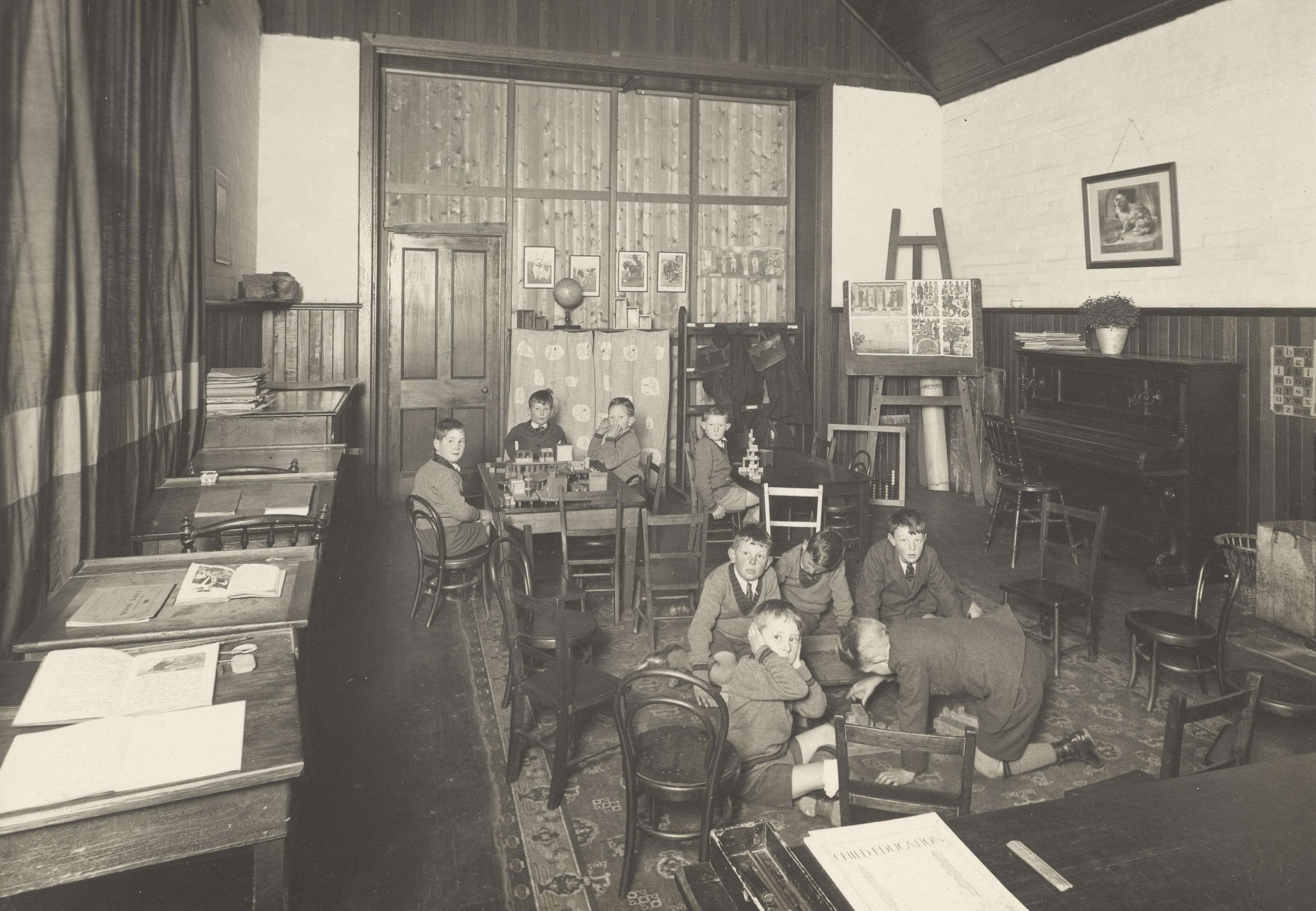 Kindergarten, 1920s. Source: Tasmanian Archive and Heritage Office.